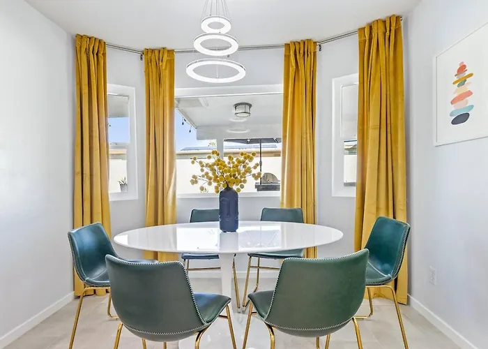 Holiday home Modern Retreat Minutes From Shopping Dining & Golf Scottsdale